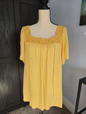 Market & Spruce Yellow Crochet Square-Neck Tunic